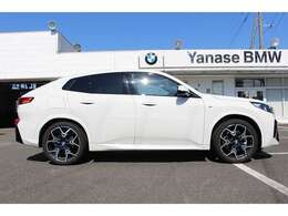 BMW認定中古車は、ドイツ本社と同様の教育・訓練を受けたBMW専門のメカニックが100項目以上のポイントを徹底的にチェックし、厳選した車輌のみを販売しております。