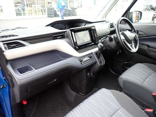 ☆ご契約から納車まで担当営業を中心に、各スタッフ全員協力の上、迅速に進めさせていただきます。契約後車庫証明等の手続き中に、納車前車検又は点検をさせて頂き、ベストな態勢で納車の準備をさせて頂きます☆