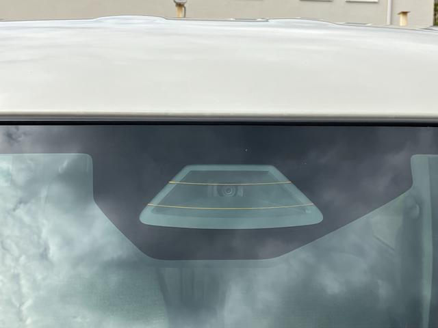 右左折時の歩行者・自転車、右折時の自動二輪車も検知！【デュアルセンサーブレーキサポートII】