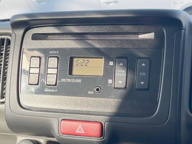 お好きな音楽を車内でお楽しみいただけます♪スピーカー交換・ウーハー追加などの音質向上や、最新ナビ・後席モニター等の取り付けも是非ご相談ください！