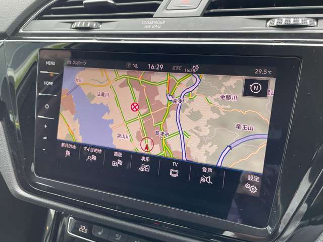 LIBERALAは、輸入車選びの新たなスタイルを提案するインポート・セレクト・ブランドです。オーナー様となる方がクルマから直接感じる感性を第一にした、最良の一台との出会いをコーディネートいたします。