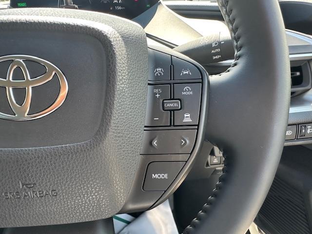 【　アダプティブクルーズコントロール　】設定した車速内で自動で加減速♪先行車との車間距離を適切に維持した追従走行が可能です♪