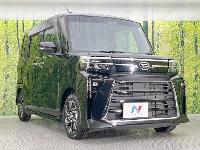 大好評のボディコーティング「弾スプラッシュコート」もご納車までに施工可能。通常のガラスコートと異なる、耐久年数6年の無機質ガラスコーティングが、ボディをキレイな状態に保ってくれます。