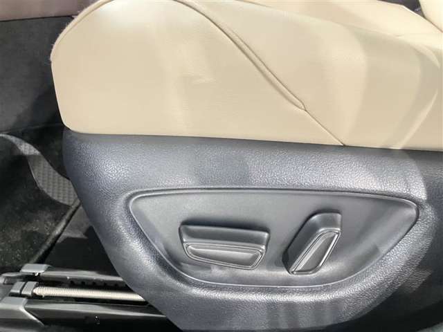 数ある販売店の中から、当店の展示車両をご覧頂きまして誠にありがとうございます。クレジット、残価販売、お客様に合った購入方法をご提案させて頂きます☆0465-35-8011☆ビークルステーション小田原☆