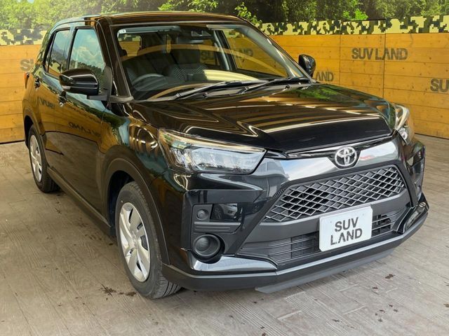 高透明度のガラス皮膜で撥水はもちろん、上質なツヤ・光沢を実現。紫外線や酸性雨から大切な愛車を保護し、色あせ・劣化を防止。「弾スプラッシュコート」、「弾プリミッサコート」からお選びいただけます。