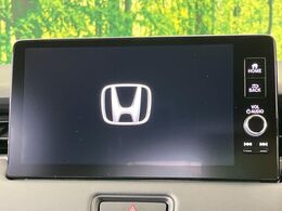 【9インチ　ホンダコネクトディスプレイ】視認性の高い大画面ディスプレイでナビの使用や、お持ちのスマートフォンと連携したbluetoothでの音楽再生が可能です♪