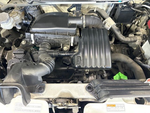 親切・丁寧な専門メカニックスタッフが応対！・車検・点検整備・事故等の修理などアフターサービスも安心。お車のカスタマイズもネクステージのサービススタッフまでご相談ください！