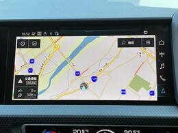 ●MMIナビゲーション『高解像度カラーディスプレイに、Bluetooth（R）接続によるハンズフリー通話機能を搭載しています。』