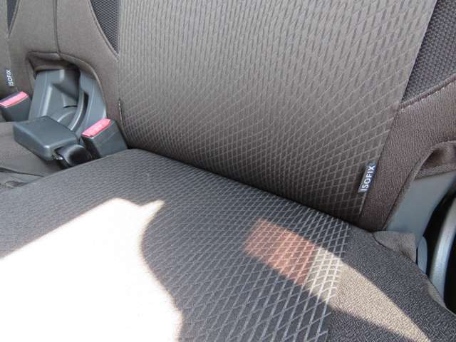 ISOFIX装備なので後席にはチャイルドシートを設置できます！！