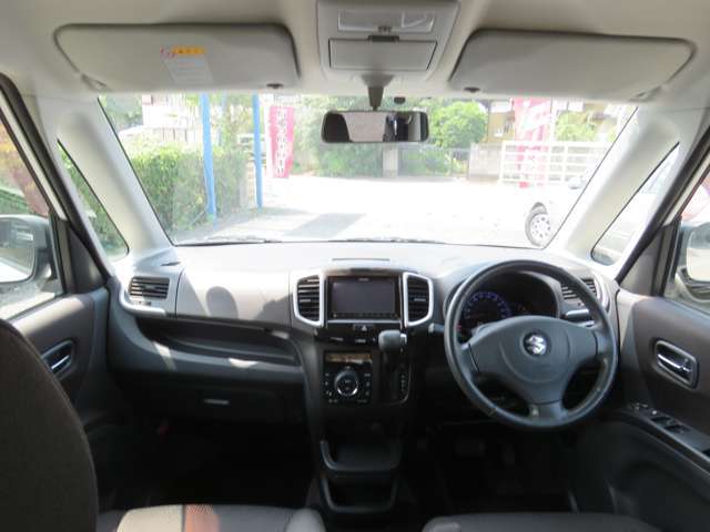 ドライバー目線の画像です。視界も確保されているので、見やすいですよ。