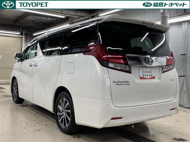 中古車の総合評価や内外装の状態などをひと目でわかるよう、トヨタ車のプロの検査員が実施した「車両検査証明書」をご用意しています。