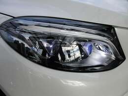 【全国御納車可能】　買っても取りに行けない、県外で不安、というお客様でも安心です。提携の陸送会社を利用し、全国どこでも自宅納車OK！（陸送費別途有料）下取り車両がある場合、入れ替えでの御納車も可能です。