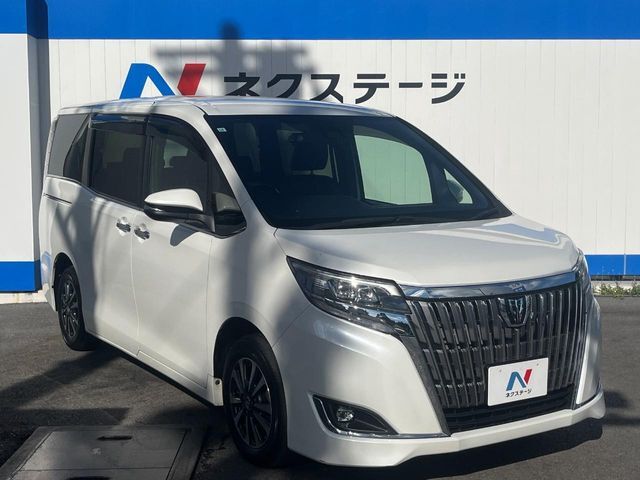 大好評のボディコーティング「弾スプラッシュコート」もご納車までに施工可能。通常のガラスコートと異なる、耐久年数6年の無機質ガラスコーティングが、ボディをキレイな状態に保ってくれます。