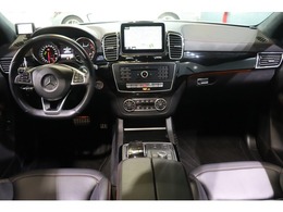 左ハンドル　レーダーセーフティ　黒ナッパ革　サンルーフ　ワイドナビ　フルセグTV　CarPlay　harman/kardon　360カメラ　LEDヘッドライト　AMGエアロ＆22インチAW　2年保証