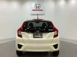Honda認定中古車 U-Selectは3つの安心をお約束します。　1　Hondaのプロが整備した安心。 2　第三者機関がチェックした安心。　3　購入後もHondaが保証する安心。