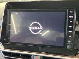 【大画面ナビ】人気の大型9インチナビを装備。存在感のある大画面はインパクト大！ナビ利用時のマップ表示は見やすく、テレビやDVDは臨場感がアップ！いつものドライブがグッと楽しくなります♪