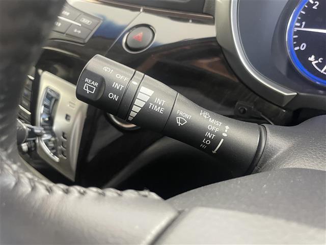 【運転席操作部】快適なドライブを楽しむための機能が装備されています！運転席から触れるので、使いやすいです！除菌プランいれていただくと、さらに清潔で安心していただけます！