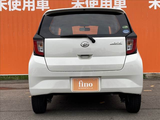 アフターケアも充実しております。次回車検整備付きのオリジナルパックや新車保証延長サービスなども行っておりますので、納車後も安心してお乗りいただけます。