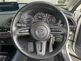 【ハンドル】『ハンドル/ステアリング』の画像になります。写真の内容に関してご不明点、ご質問等がございましたらお気軽にガリバー店舗までお問い合わせください。