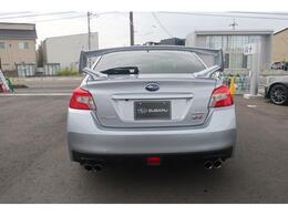 ナンバーはお好きな希望番号やご当地絵柄入りにもできます。