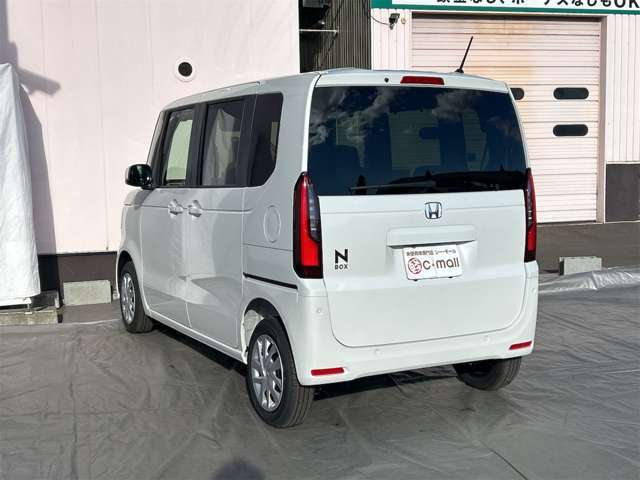 ☆★☆★万が一の時も鈑金専属のスタッフもいますのでご安心下さい。☆★☆★