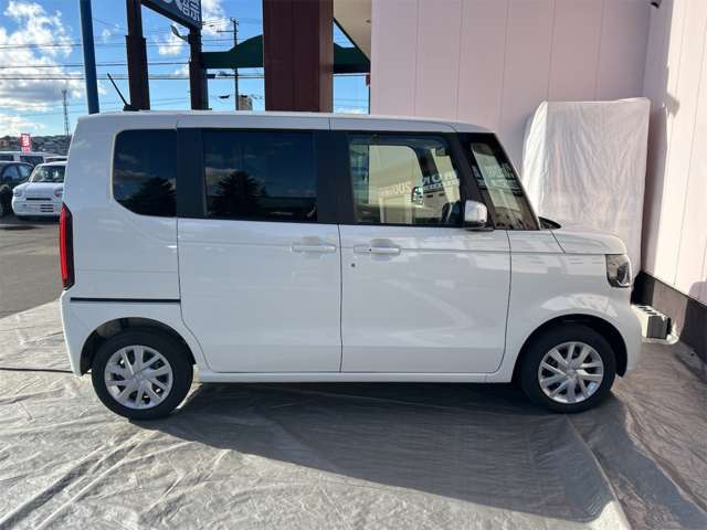 ☆★☆★当社は自社指定整備工場も完備しており、納車前整備や一般車検・点検など、お客様が安心して長くお使い頂ける様にメンテナンス面に対して細かく整備しております。ご納車もご安心下さい☆★☆★