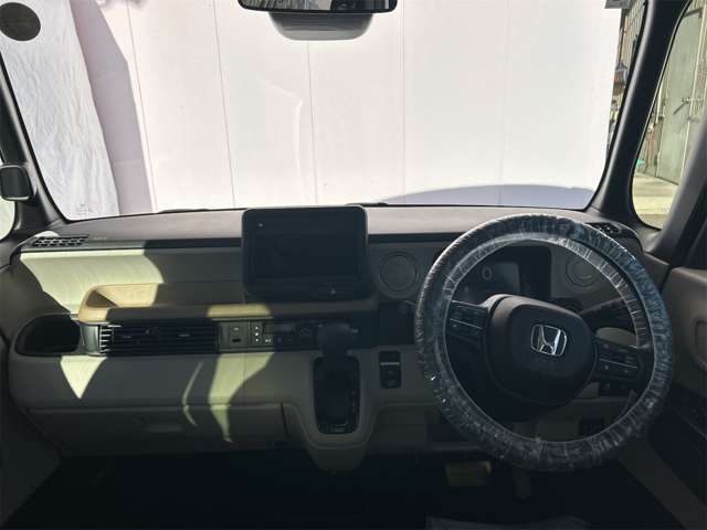 ☆★☆★道東最大級の届出済未使用車専門店シーモールです！！オールメーカーの取り扱いで、約200台の在庫車の中から気に入る1台を当店スタッフと一緒に選びませんか？？☆★☆★