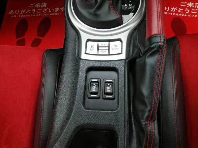 陸運局指定または認証工場にてしっかり整備を行いご納車させて頂いております！車検・ご納車後のアフターケアもお任せ下さい！