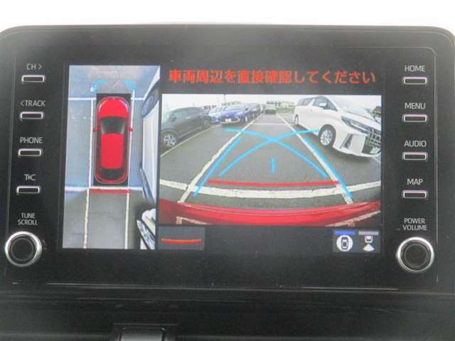 パノラミックビューモニター＆バックモニター♪車両の前後左右に搭載した4つのカメラの映像を合成し、車を真上から見ているような映像を表示♪