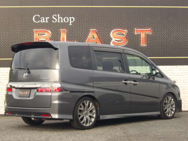 大人気のステップワゴンがお手頃プライスにて入庫です！！お気軽にお問い合わせください♪048-797-9123