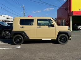 これからお車を購入し長くカーライフを楽しんで頂きたいと思い、当社スタッフは、そんな様々なお客様と安心して、楽しめるカーライフを一緒に考えてご提案させて頂いております。