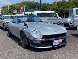 経験豊富なスタッフが厳選したお車のみをお取り扱いしております。ご購入後のアフターサービスも安心してお任せください。
