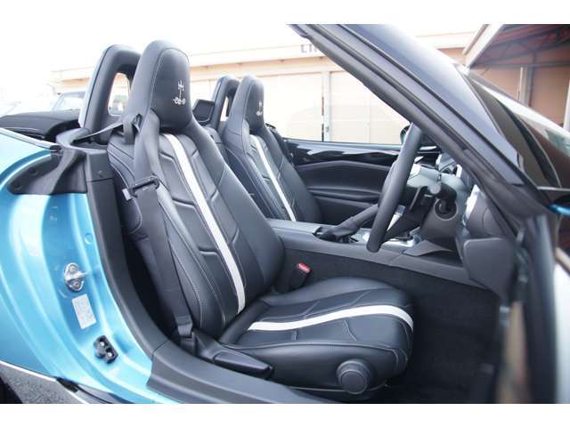 【高価買取査定】国産・輸入車問わず、独自のルートがございますので、自信を持って査定価格をご提案いたします。お気軽にお問い合わせくださいませ。