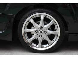 【自社認証工場完備】車検や、気になる整備などお気軽にご相談ください！車だけでなく、バイクの整備もバッチリです。納車前にはしっかり自社で点検の上、納車させていただきます！