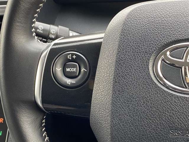 ステアリングスイッチ（左）