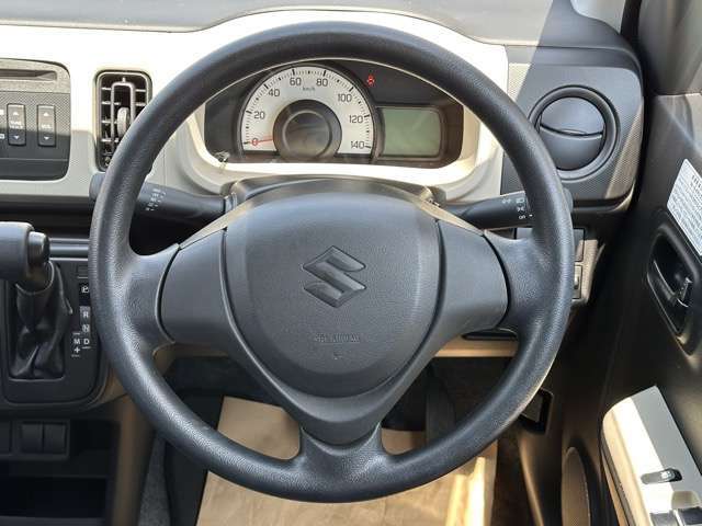 ★修復歴車一切ありません！それどころか、弊社の仕入在庫につきましては、フェンダー、ボンネット、ドアパネル等の交換歴、修理歴のある車両は基本的に仕入れを行いませんので高品質な車両のみ在庫で揃えています！