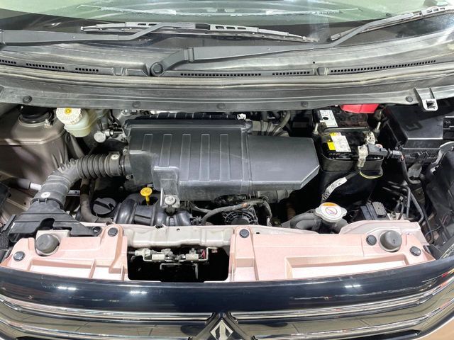 親切・丁寧な専門メカニックスタッフが応対！・車検・点検整備・事故等の修理などアフターサービスも安心。お車のカスタマイズもネクステージのサービススタッフまでご相談ください！