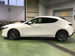 この当店お勧め車両を写真にてご紹介させていただきますので宜しくお願い致します。