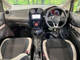 グループ総在庫数約30，000台！！全国の系列店からメーカー・車種問わずご紹介出来るので、あなたにピッタリのお車が見つかるはずです♪まずはお問い合わせ下さい☆