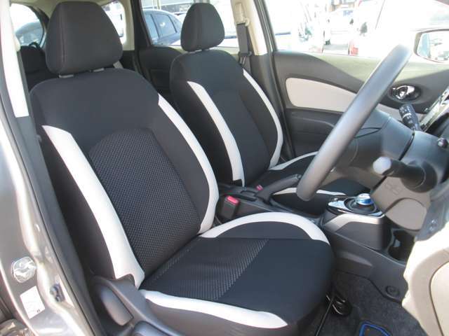 視界が良く運転性の良いフロントシート