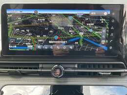 日産純正のナビになります。