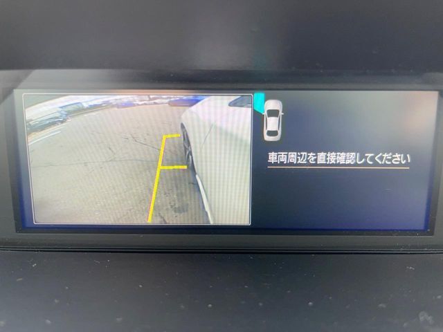 【サイドカメラ】停車・駐車時に死角になりがちな運転席から見えづらい部分の障害物を確認できます！雨天時や夜間などは特に活躍してくれるアイテムです。