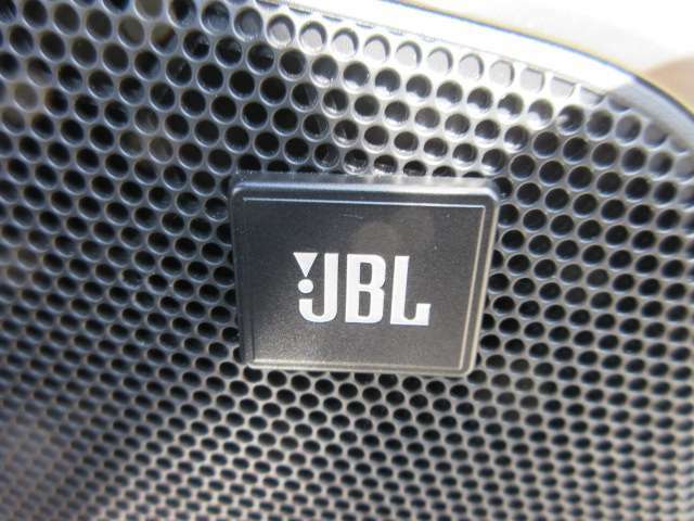 JBLサウンドシステム搭載で上質なサウンドで音楽を楽しめます♪