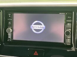 【純正ナビ】人気の純正ナビを装備。オーディオ機能も充実しており、Bluetooth接続すればお持ちのスマホやMP3プレイヤーの音楽を再生可能！毎日の運転がさらに楽しくなります！！