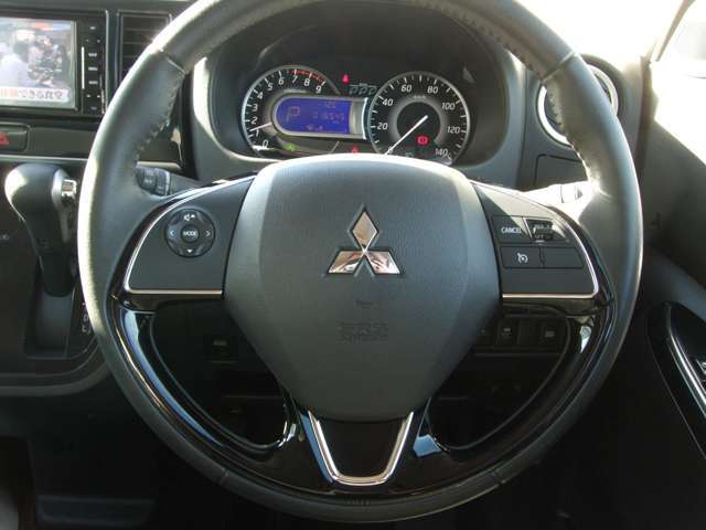 取り回し良しのハンドル