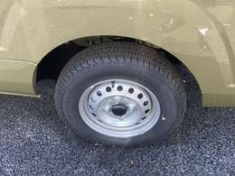 展示車両に関しましても、全ての取り扱いの車に対して厳しくチェックしております。