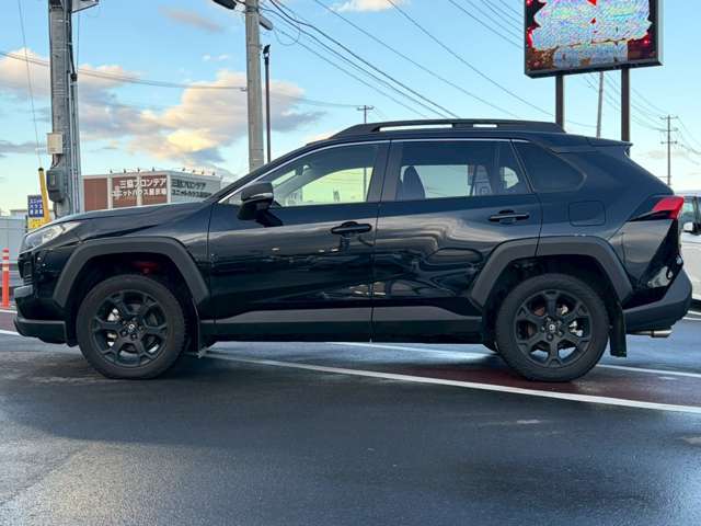 グループ総在庫常時500台以上！！販売だけでなく無料査定買取強化中！多くのユーザー様から嬉しい口コミを頂いております！！自社保証最長5年！！アフターサポートも充実！！