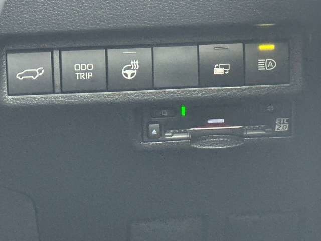 パワーバックドア/ODOTRIP/ステアリングヒーター/オートハイビーム/ETC2.0