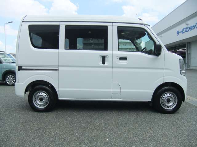 ★『特選中古車』を多数取り揃えております！　どんな中古車がいいのか分からない・・・ってお客様にも、ご予算に見合ったお車をご提案させて頂きますので是非、当店スタッフにご相談してみて下さい！（^^♪