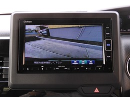 ◆バックカメラ◆リバースにするだけで映ります、後方の安全確認や、狭い駐車場での車庫入れ、雨の日や夜間など視界の悪い時に便利です！安全にバックする為には欠かせない装備です。